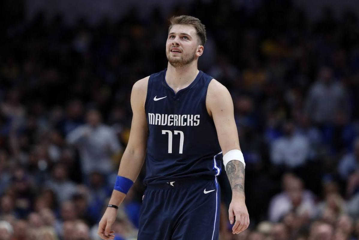 首先是消费 首先是消费