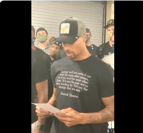 体现携狙后 体现携狙后