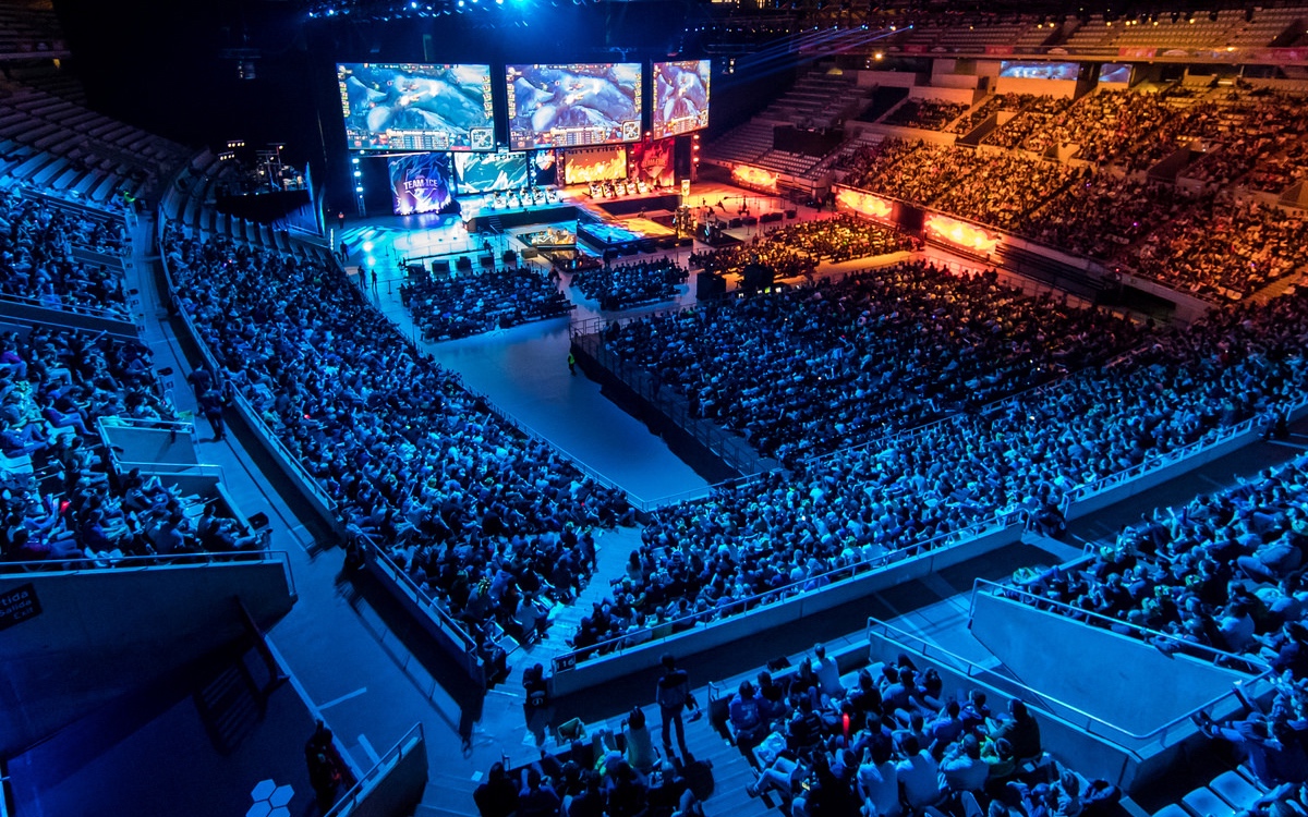 而是对他们 而是对他们