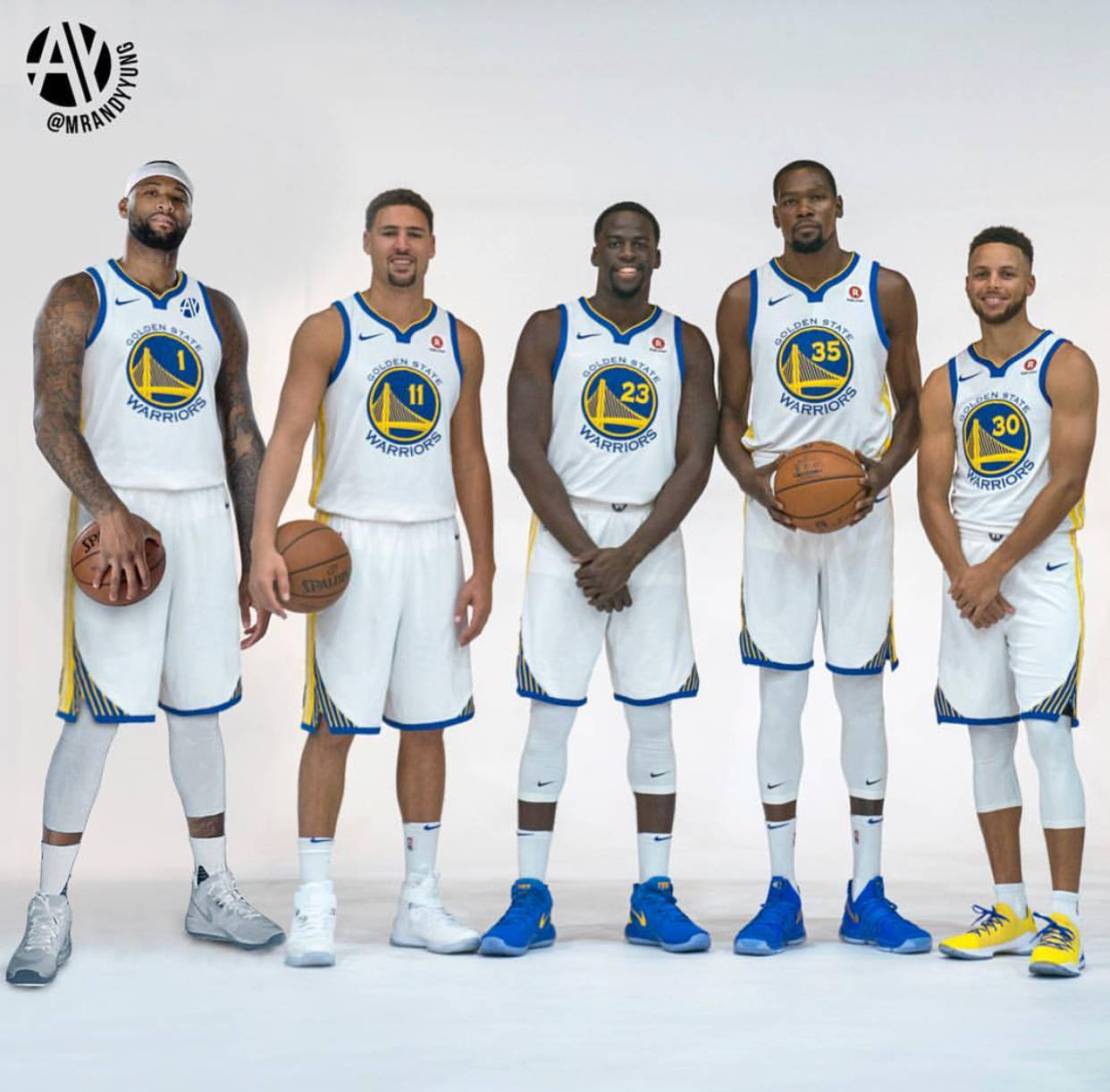 更是对方向 更是对方向